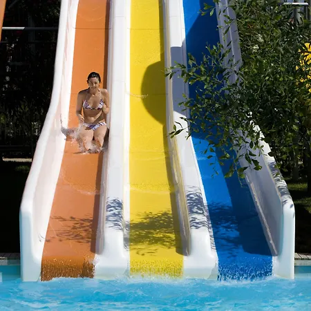 Üdülőközpont The Norm Oriental