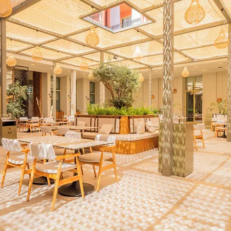 The Norm Oriental 5*