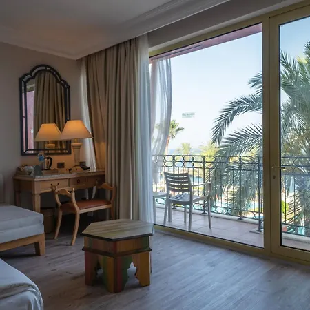 リゾート The Norm Oriental