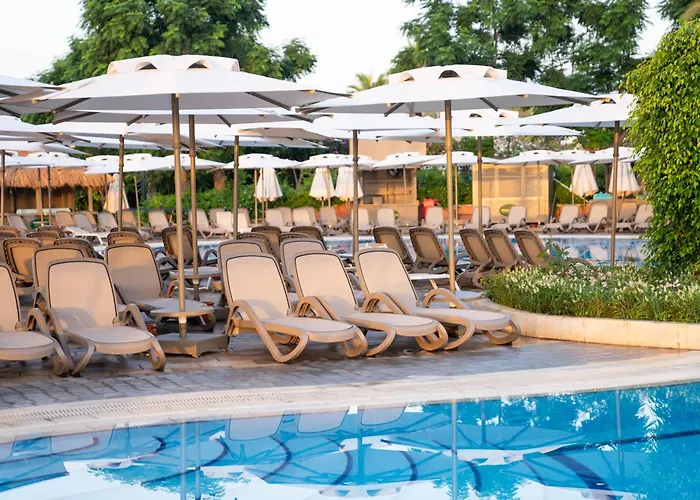 Semesteranläggning (resort) The Norm Oriental 5*